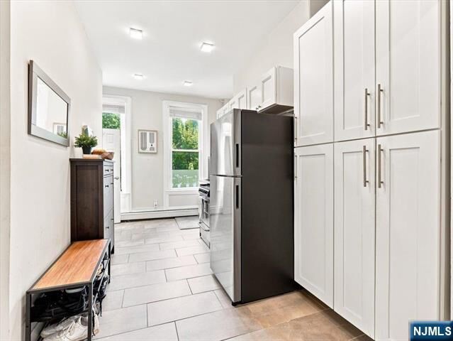 Property Photo:  63 Madison Street 4  NJ 07030 