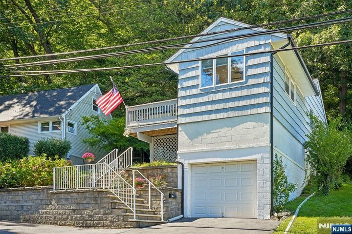 Property Photo: 122 Skyline Lake Drive NJ 07456