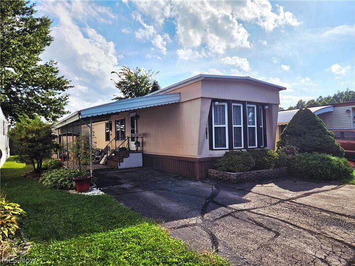 Property Photo:  105 Virginia Avenue  OH 44035 