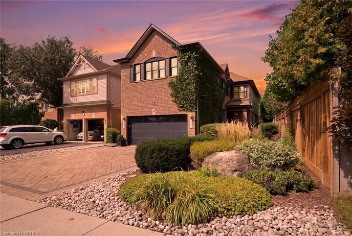 Property Photo:  40 Premier Road  ON L8B 0K7 