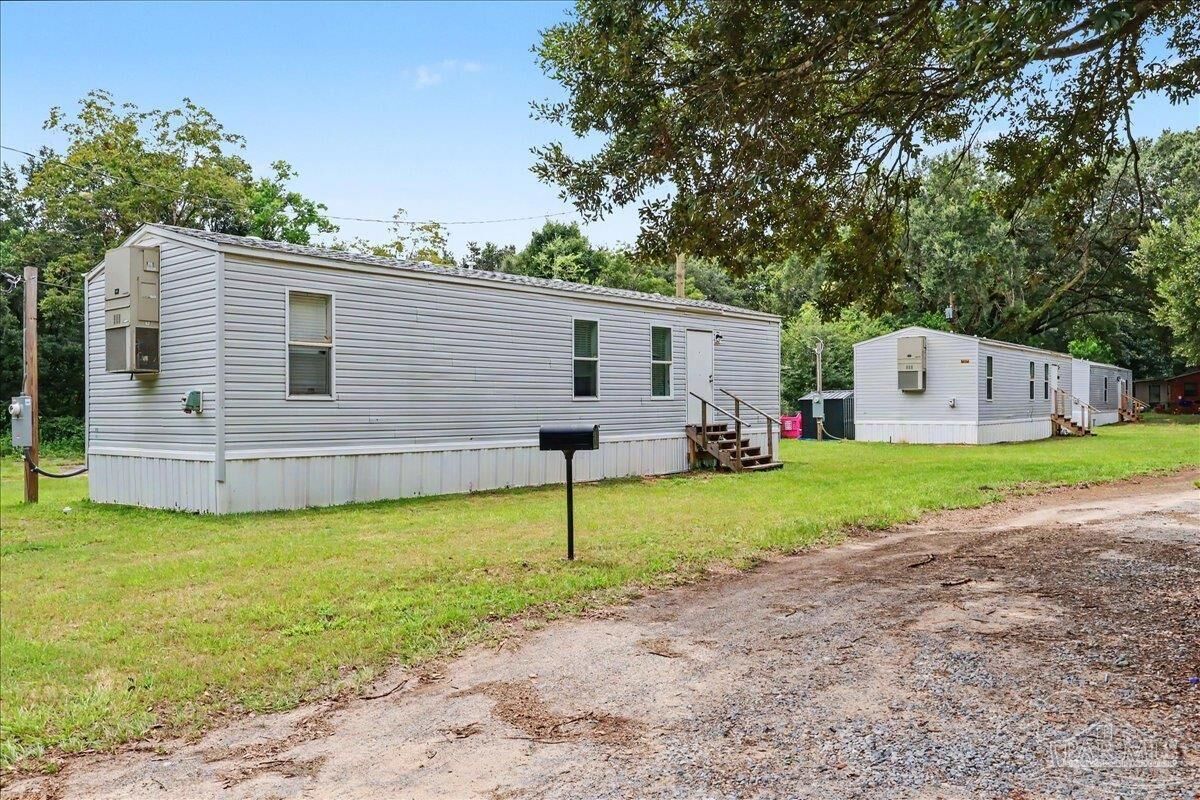 Property Photo:  6800 Blk Rolling Hills Rd  FL 32505 