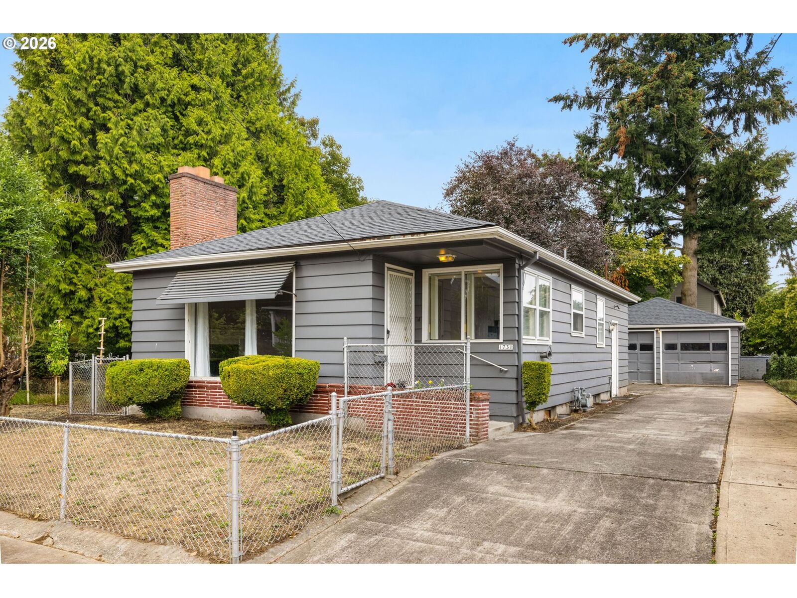 Property Photo: 1731 NE Liberty St OR 97211