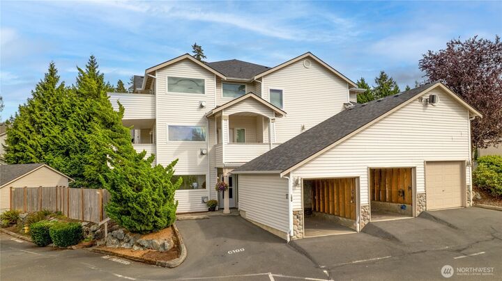 Property Photo: 8905 Meridian Place NE 100 WA 98258