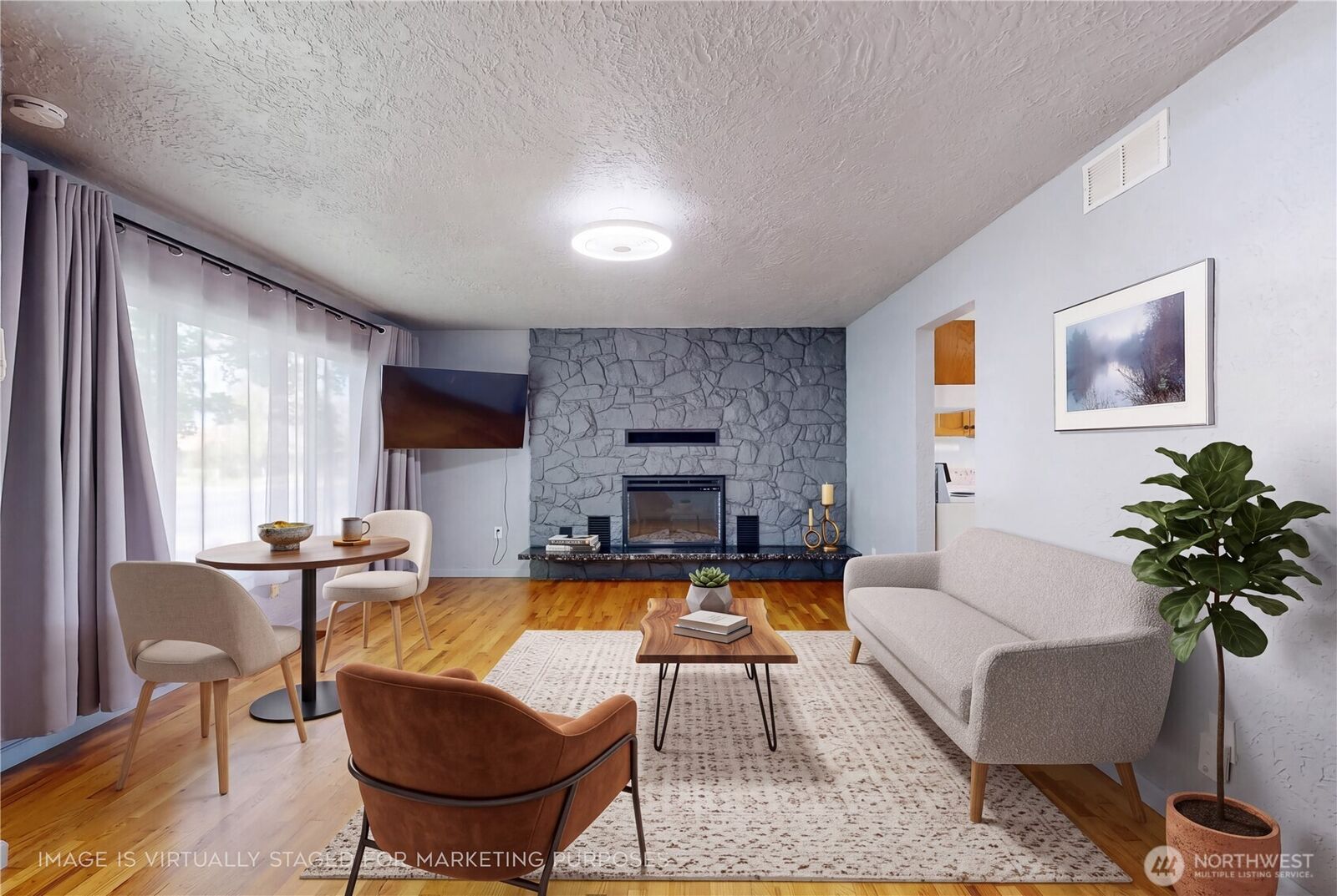 Property Photo:  335 S Wilbur Avenue  WA 99362 