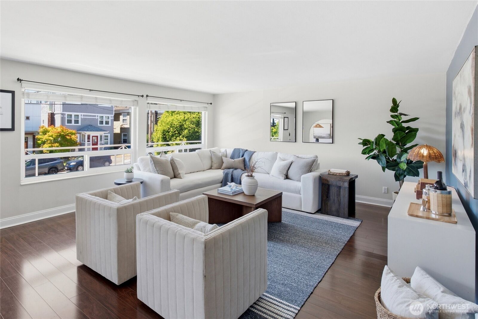 Property Photo:  4324  Phinney Avenue N 3  WA 98103 