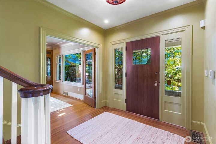 Property Photo: 2306 Lake Park Drive S WA 98144