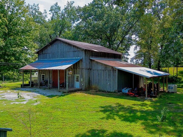 Property Photo: 101 Claypool Alvaton Road KY 42103