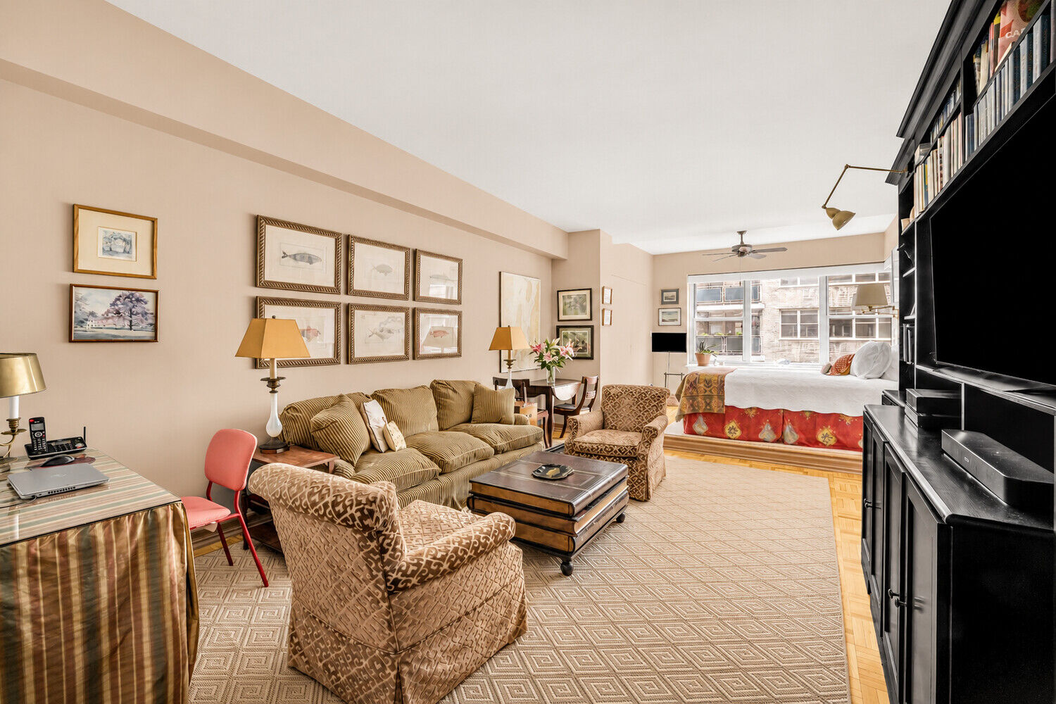 Property Photo:  215 E 79th Street 7E  NY 10075 