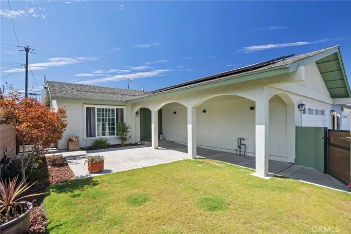 Property Photo:  24509 Ravenna  CA 90745 