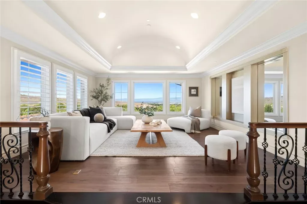 Property Photo: 111 Shady Arbor CA 92618