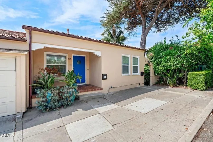 Property Photo:  832 Buena Vista Street  CA 93001 
