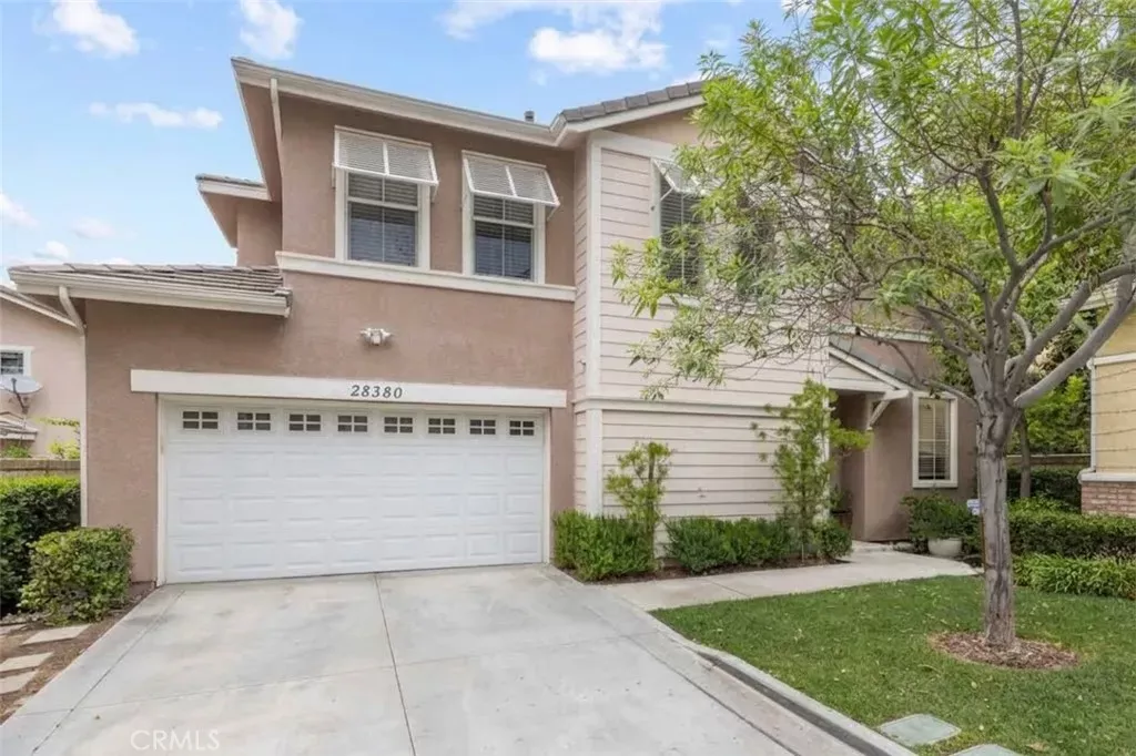 Property Photo: 28380 Mayfair Drive CA 91354