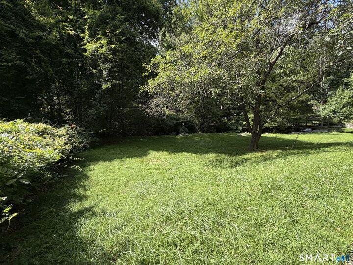Property Photo: 431 Haviland Road CT 06903
