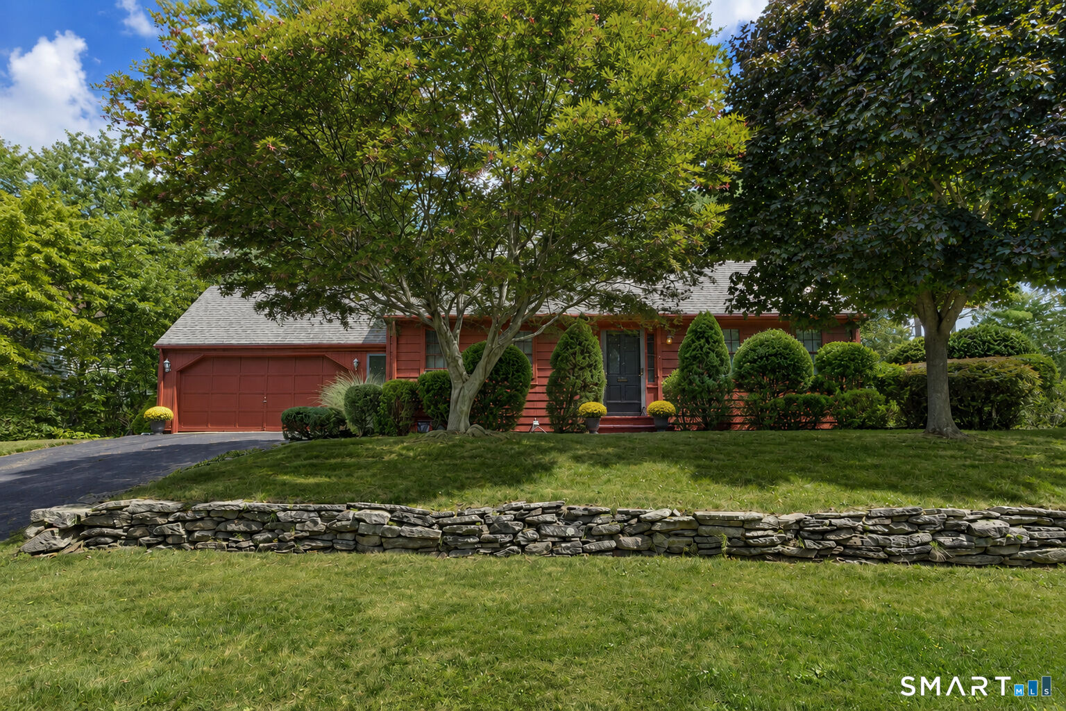 Property Photo: 74 Spring Lane CT 06107