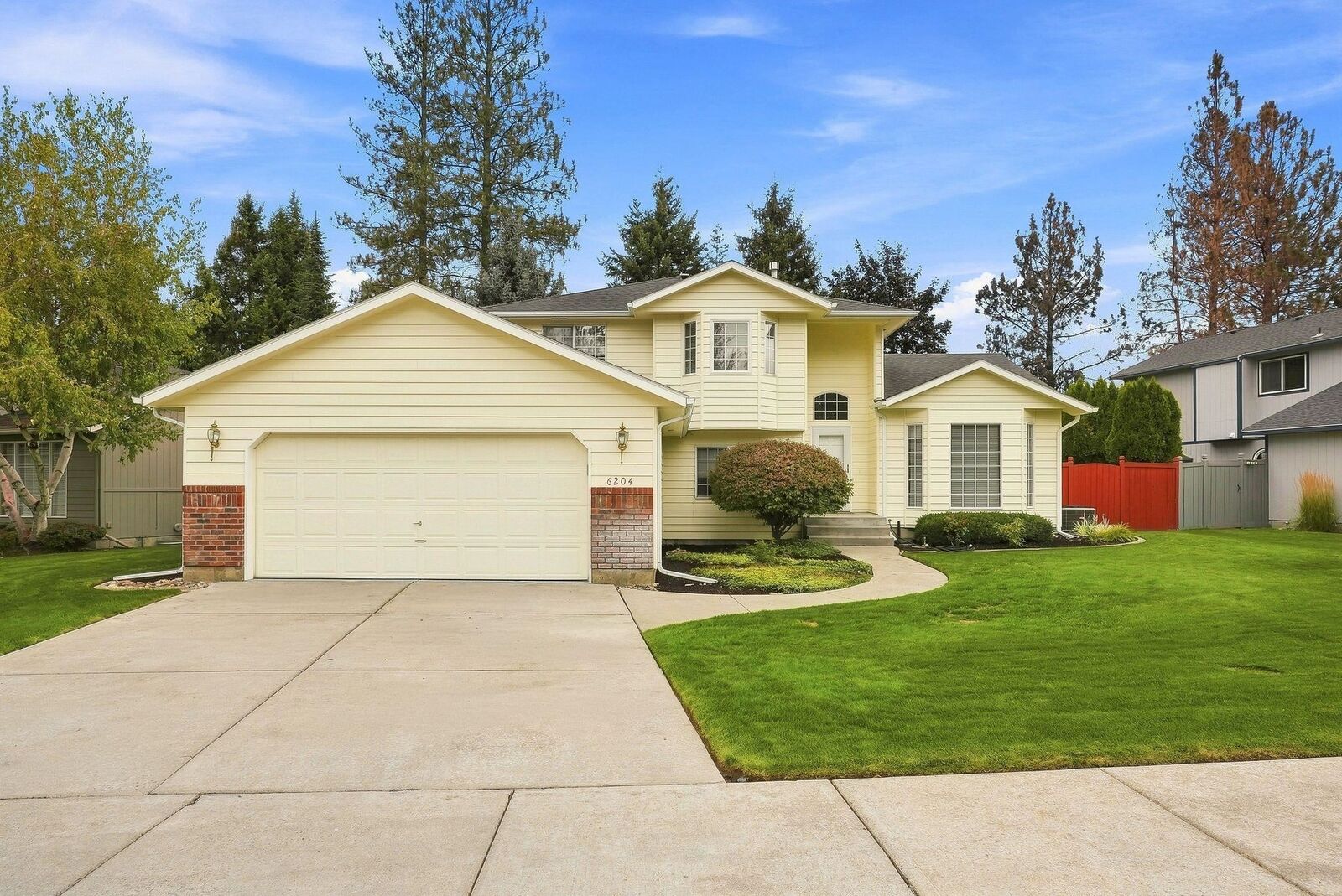 Property Photo: 6204 W Excell Ave WA 99208