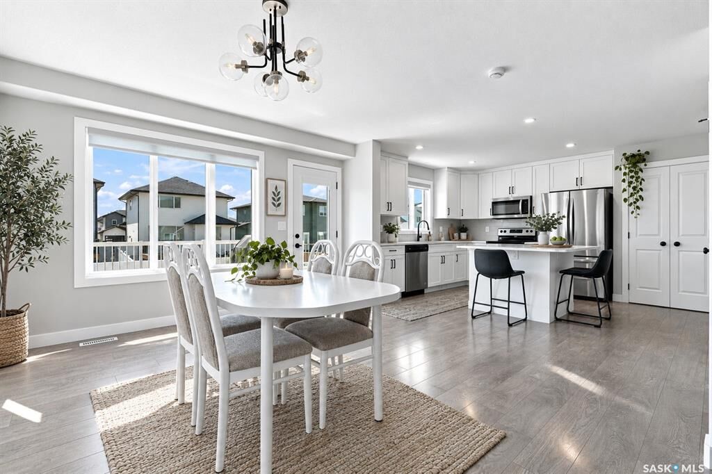 Property Photo:  136 Thakur Street  SK S7W 0Z6 