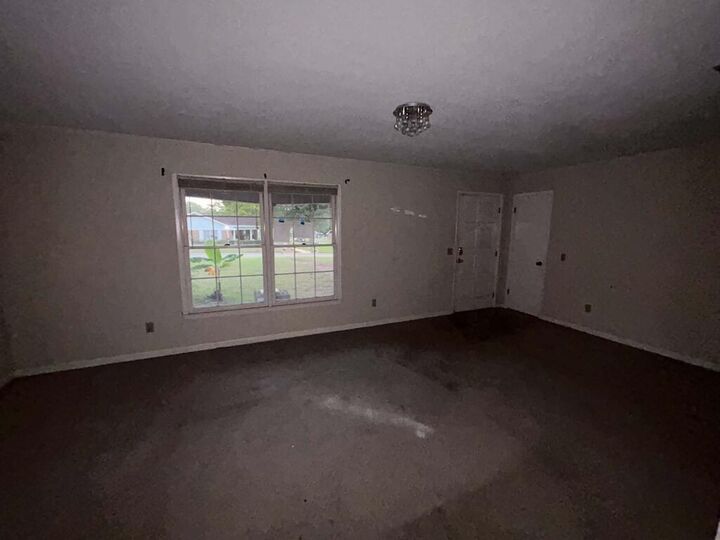 Property Photo: 1401 Summit Street AL 36301