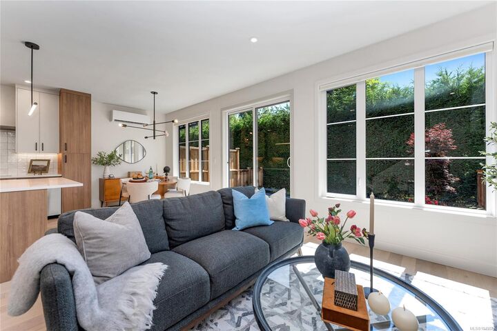 Property Photo:  3333 Henderson Rd #4  BC V8Z 3P3 
