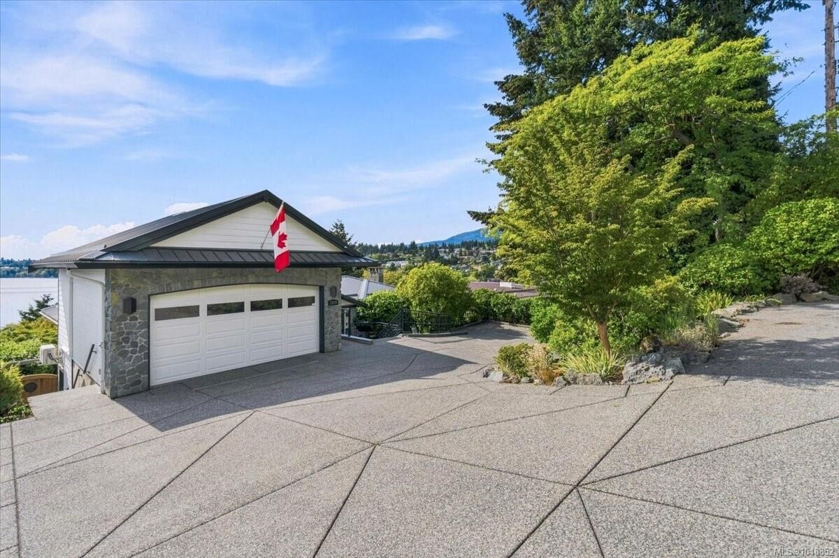 Property Photo: 1410 Sherwood Dr BC V9T 1G7
