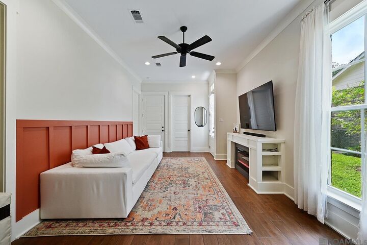Property Photo: 422 St Thomas Ln LA 70806