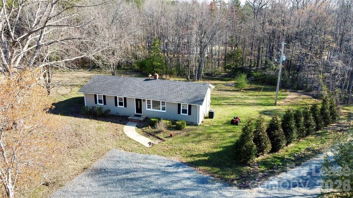 Property Photo: 1212 Union Road NC 28104