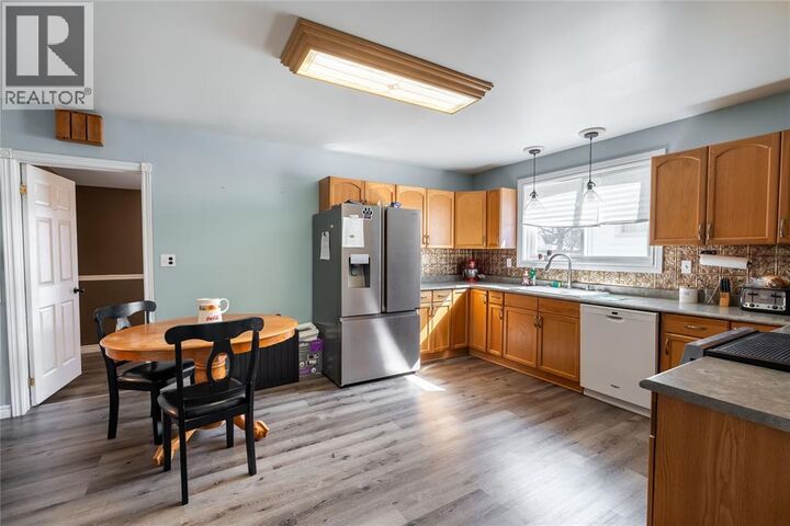 Property Photo:  85 Main Street  ON N8A 2G7 