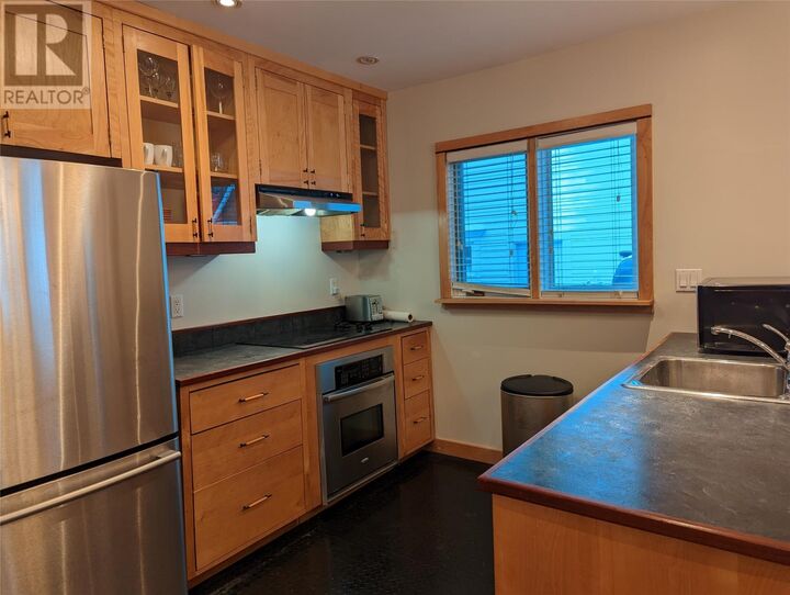 Property Photo:  6 Elm Place  NL A1B 2S5 