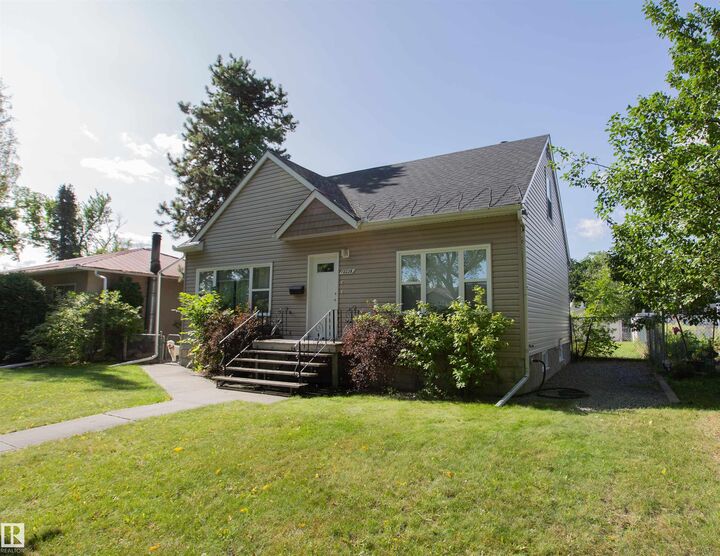 Property Photo:  12228 134 Street NW  AB T5L 1T7 