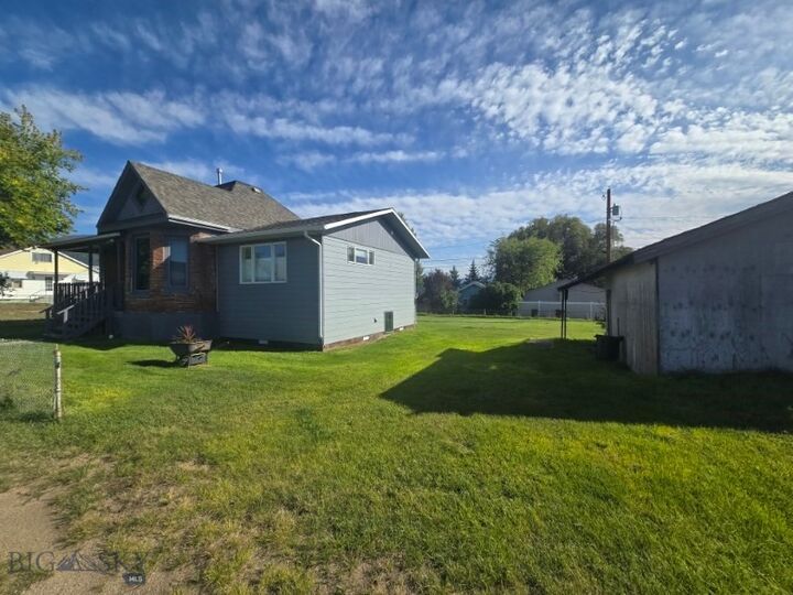 Property Photo: 1926 Yale Avenue MT 59701