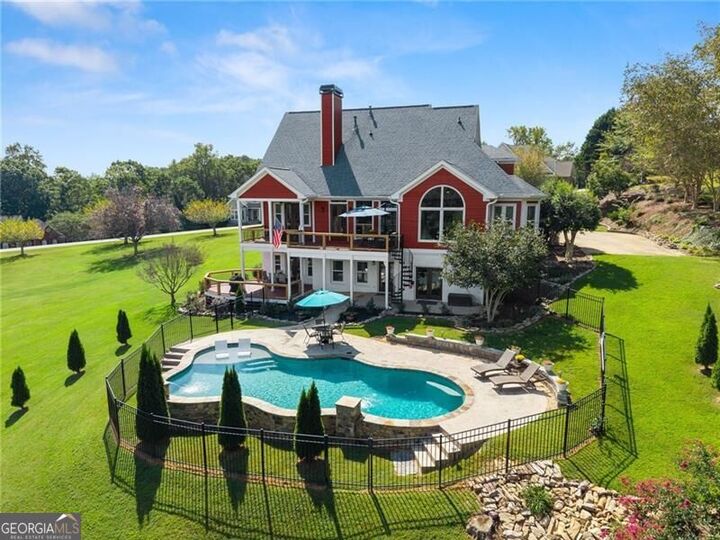Property Photo: 8865 Saddle Trail GA 30107