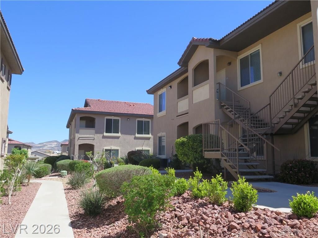 Property Photo: 2305 Horizon Ridge 2224 NV 89052