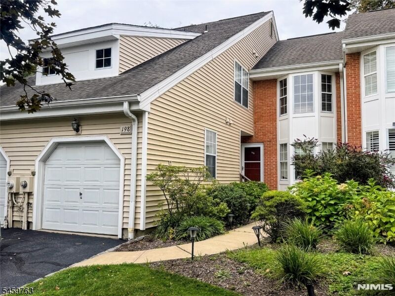 Property Photo:  198 Zeppi Ln  NJ 07052 