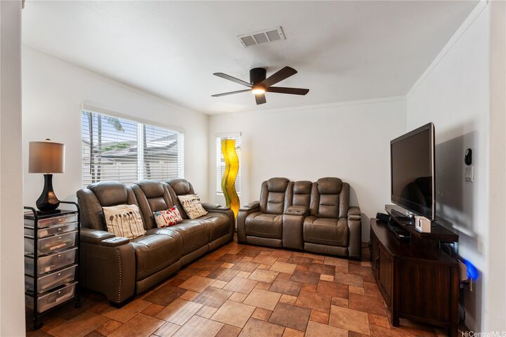 Property Photo:  91-6613 Kapolei Parkway  HI 96706 