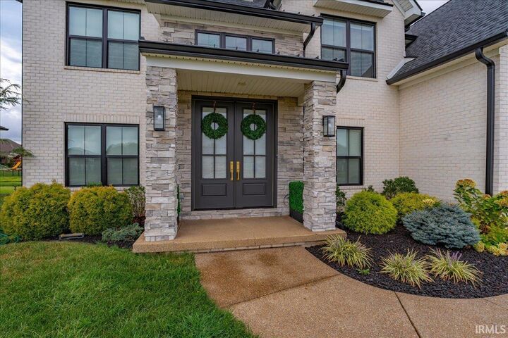 Property Photo: 2030 Chadwick Drive IN 47630
