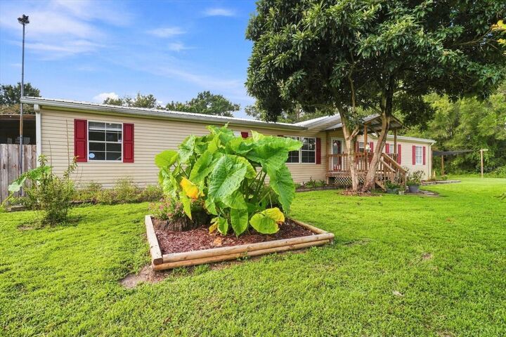 Property Photo:  3390 SE 146th Lane  FL 34491 