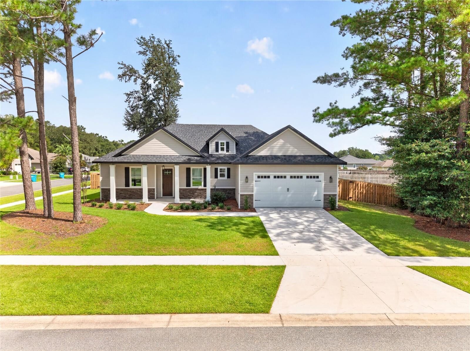 Property Photo:  20488 NW 160th Lane  FL 32643 