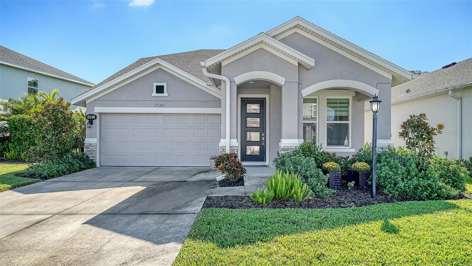 Property Photo: 2546 Fireflag Lane FL 34232