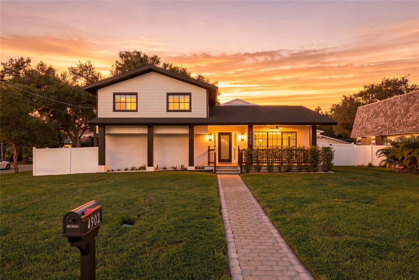 Property Photo:  4902 W San Rafael Street  FL 33629 