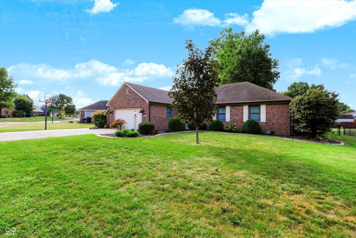 Property Photo: 5247 Lacy IN 46142