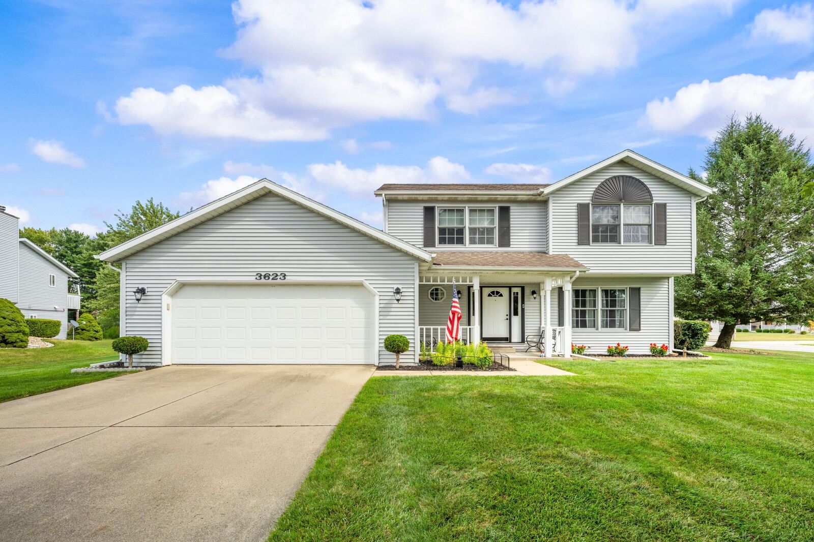 Property Photo:  3623 Lincoln Pines Street  MI 49085 