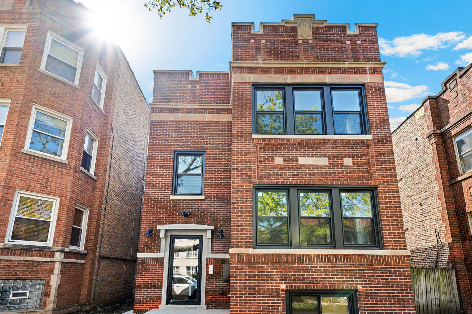 Property Photo: 6336 N Fairfield Avenue IL 60659