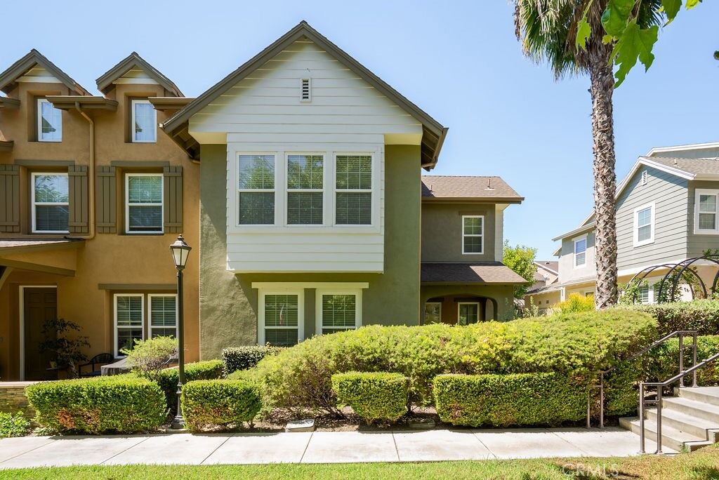 Property Photo:  20 Orange Blossom Circle  CA 92694 