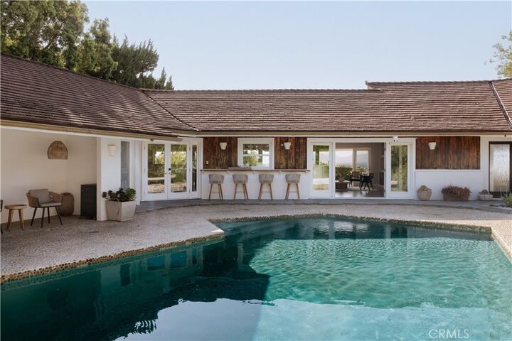Property Photo: 4173 Regal Oak CA 91436
