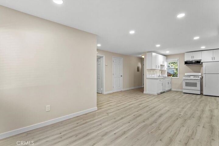 Property Photo: 3652 Fredonia B CA 90068