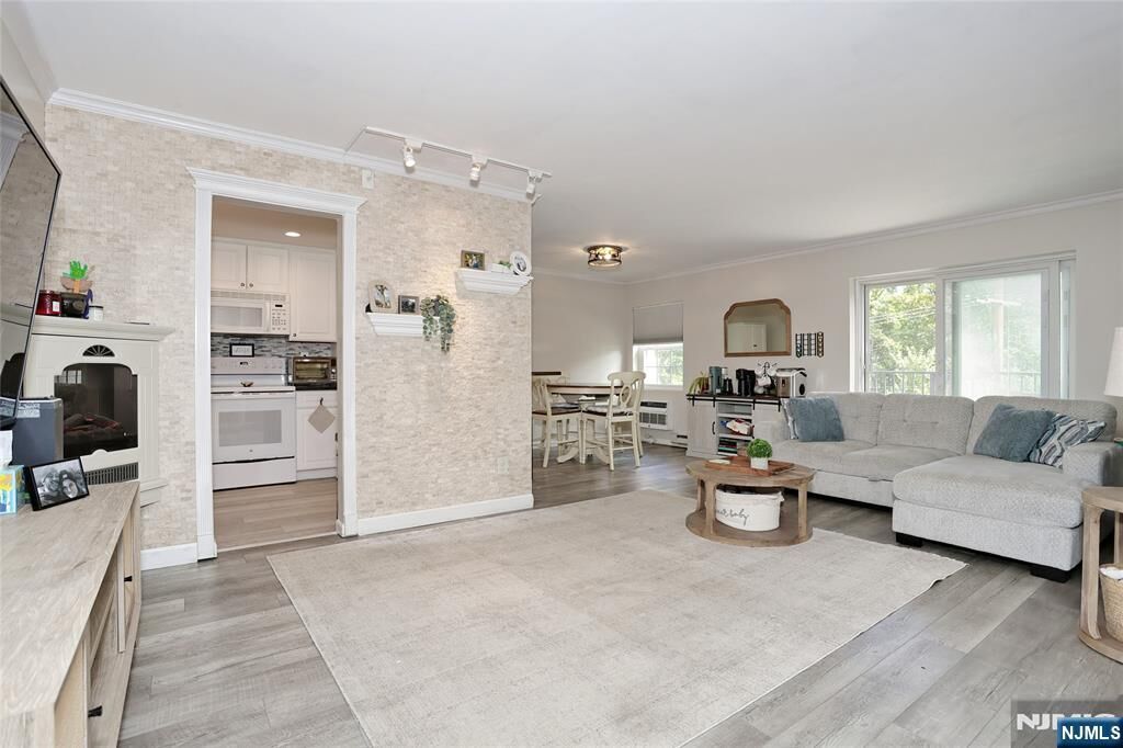 Property Photo: 550 Fairview Avenue 302 NJ 07675
