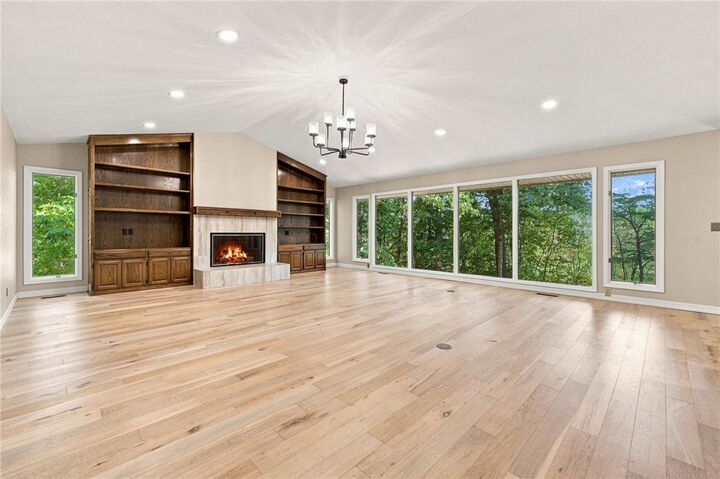 Property Photo: 7 Kenton Lane AR 72715