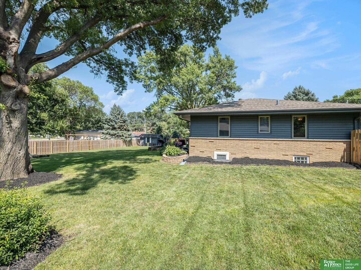 Property Photo:  11418 Pierce Street  NE 68144 