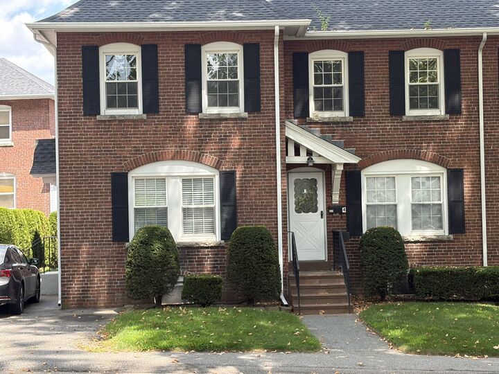 Property Photo:  4 Prospect Heights 4  MA 01757 