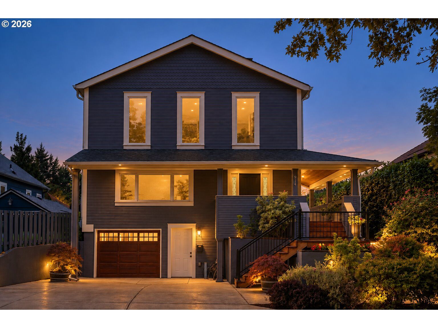 Property Photo:  914 SE Umatilla St  OR 97202 