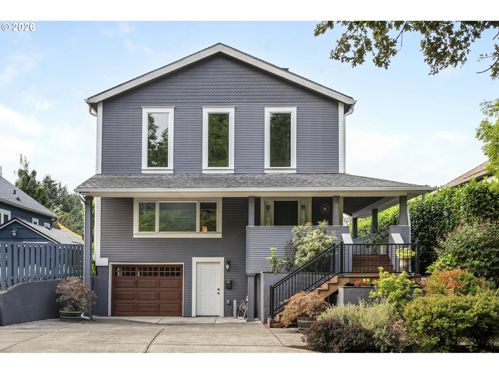 Property Photo:  914 SE Umatilla St  OR 97202 